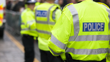 Emergency-police-Blue-Light-293607075-web-1500px.jpg